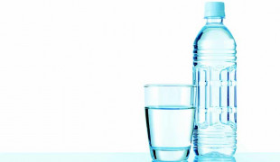 専門家が教える水の選び方！ 8種類の水を飲み分けてメリットを最大に！