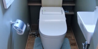 正しいトイレ掃除の仕方をプロが伝授 便器以外の清掃の手順も解説 Fashion Box