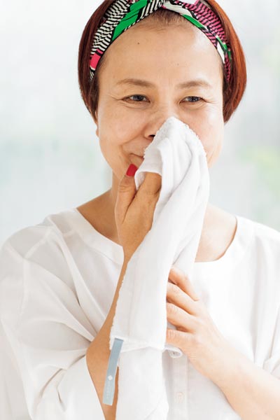 温タオル洗顔で肌の悩みが一掃できる！ 美プロ・山本浩未直伝の簡単テクニック