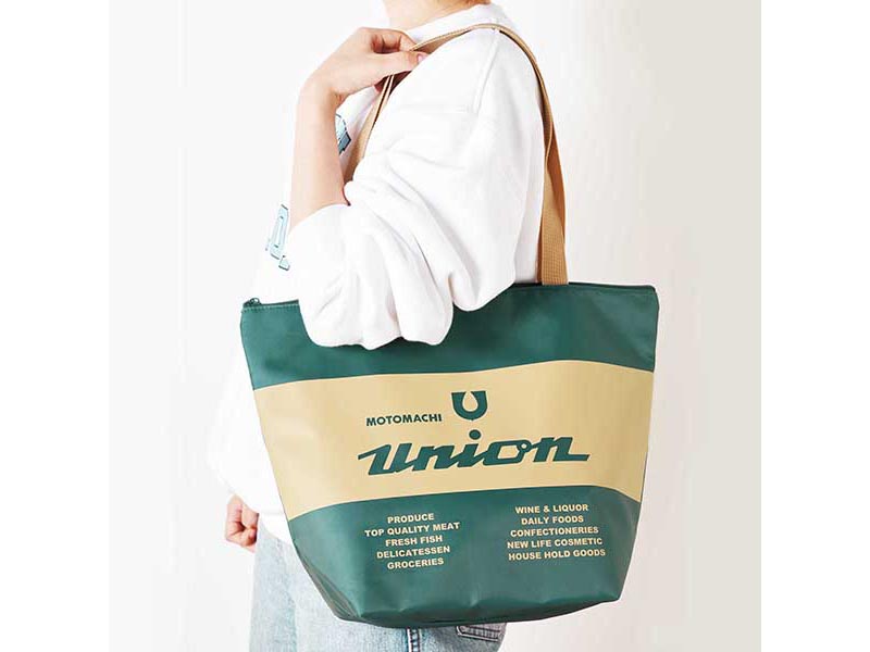 付録 横浜の憧れスーパー もとまちユニオン 大容量保冷バッグ 手の平サイズに収納ok 素敵なあの人6 16発売号 Fashion Box