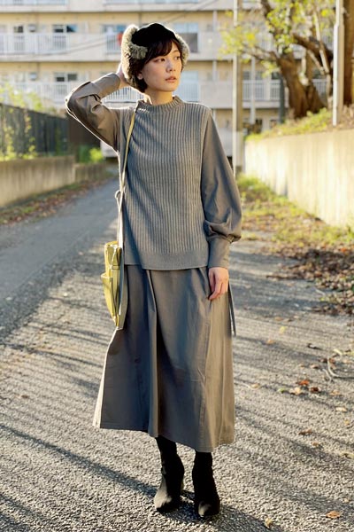モデル・石川瑠璃子が私服コーデを披露！ 秋冬は“もこもこ”が大本命！ 冷え対策にも！
