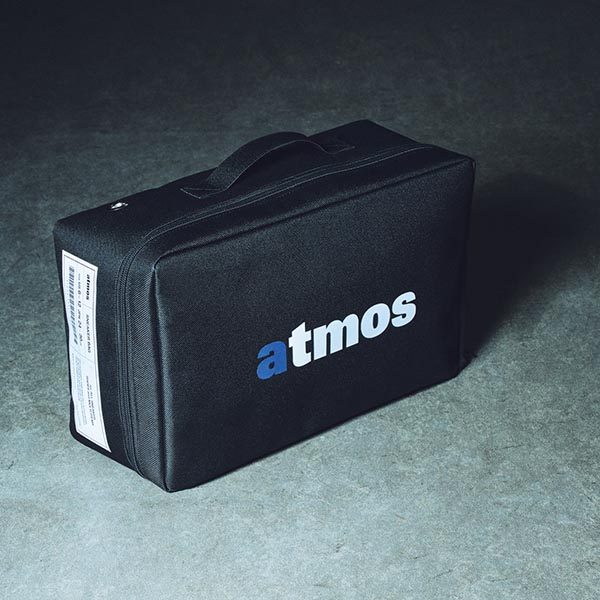 atmos（アトモス） スニーカーボックス型マルチ収納バッグ