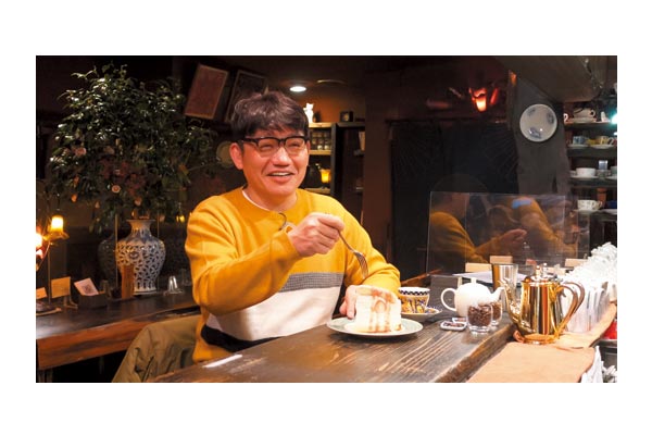 ずん 飯尾和樹にとって喫茶店は “南半球のリゾート地”！ 失恋やネタ作りの思い出も［インタビュー］