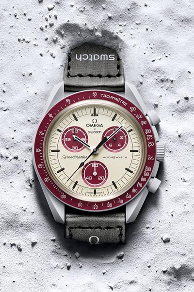 スウォッチ×オメガの腕時計「ムーンスウォッチ」は3万円台で手に入る！ 時計業界驚きのコラボは世界から大注目